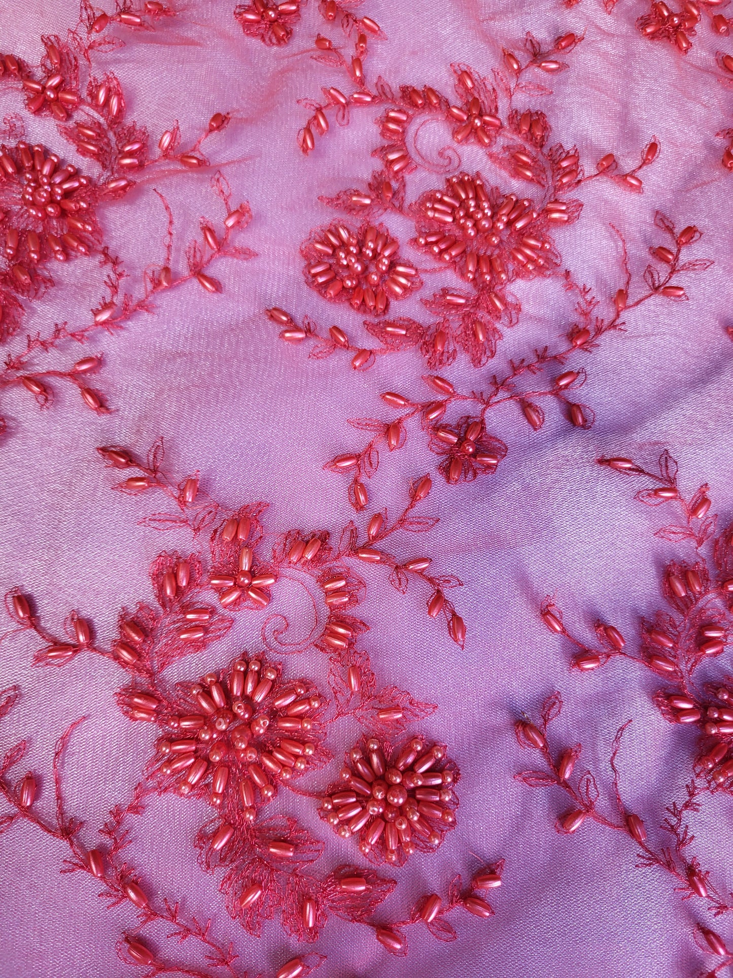 Tissu dentelle perlée - Rouge corail