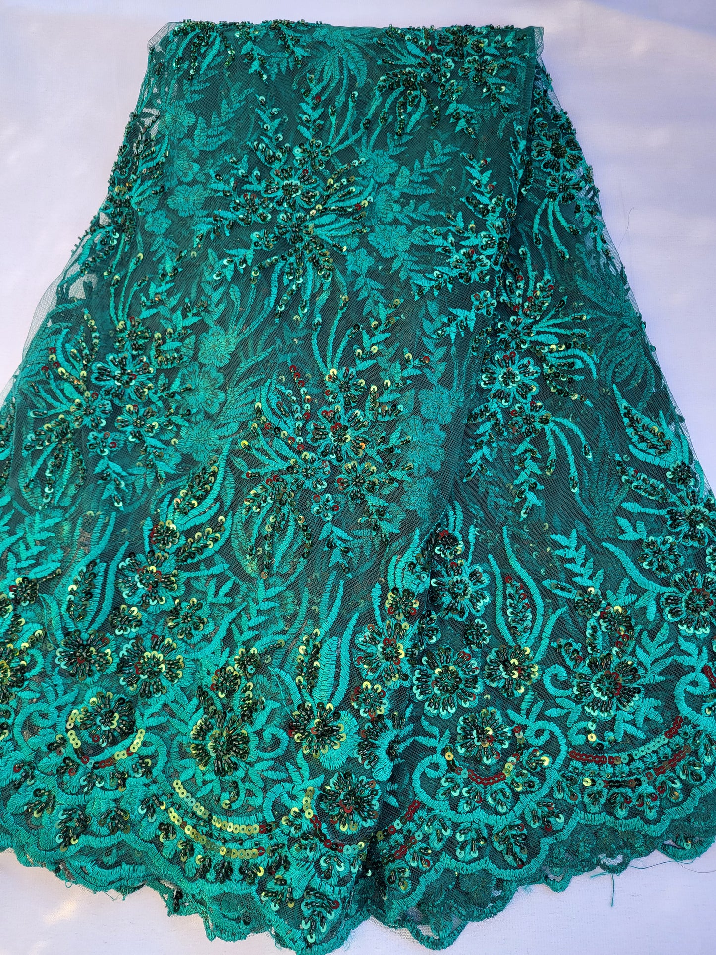 Tissu tulle perlé - vert émeraude