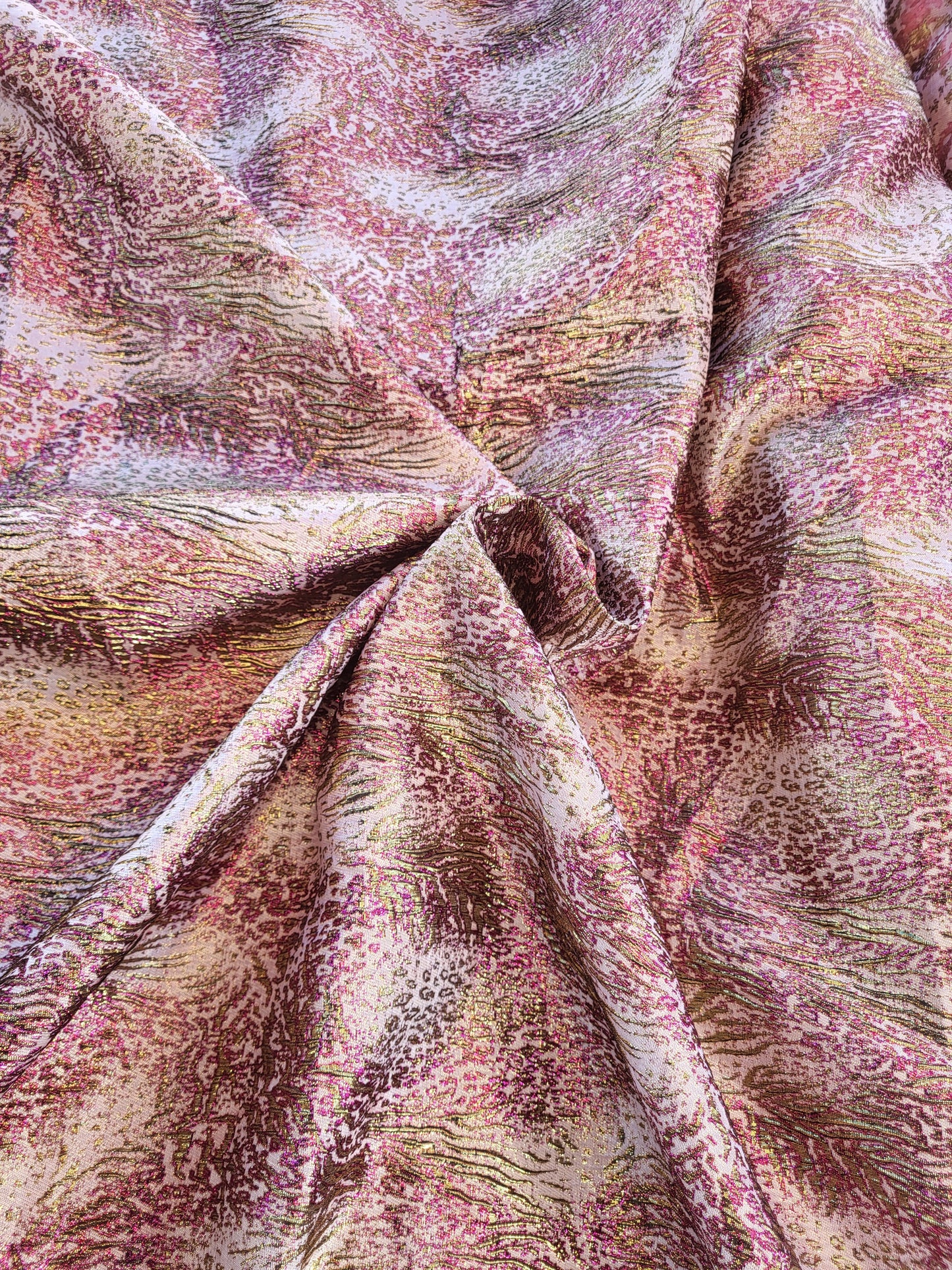 Tissu "Brocart" tissée - violet et Or