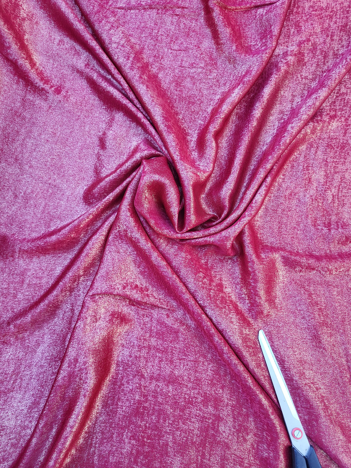 Tissu lamé soyeux - Rouge et Or