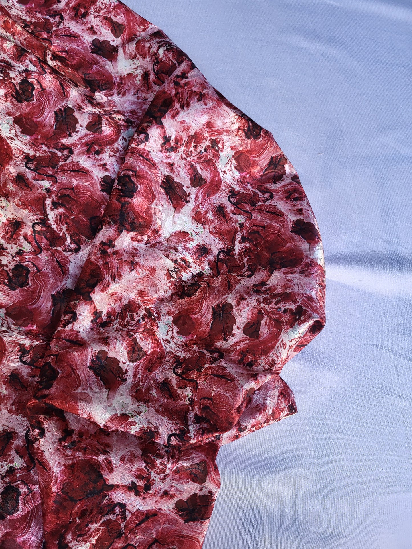 Tissu Jacquard satiné imprimé - Rouge bordeaux