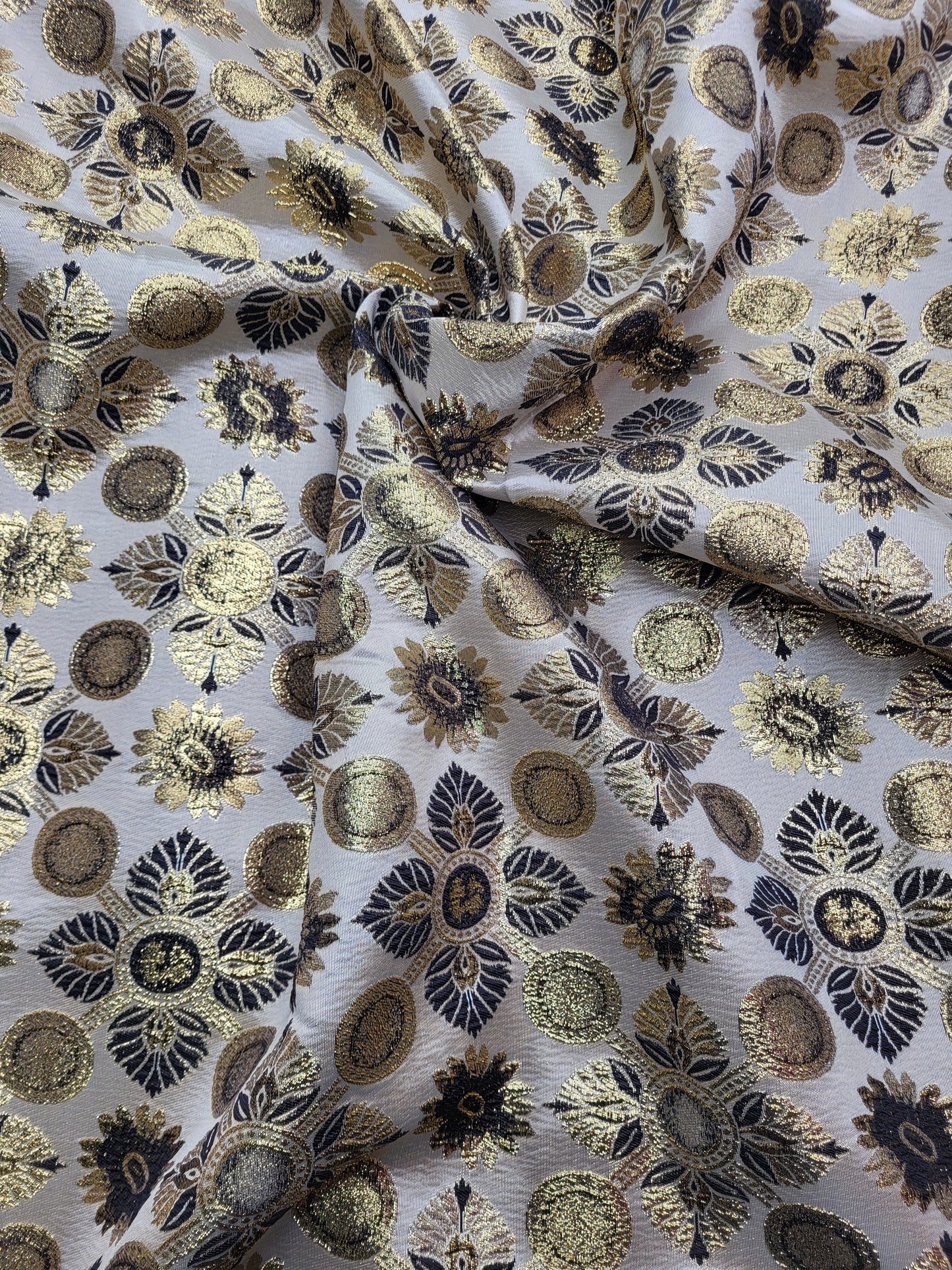Tissu "Brocart" tissée - Noir et Or