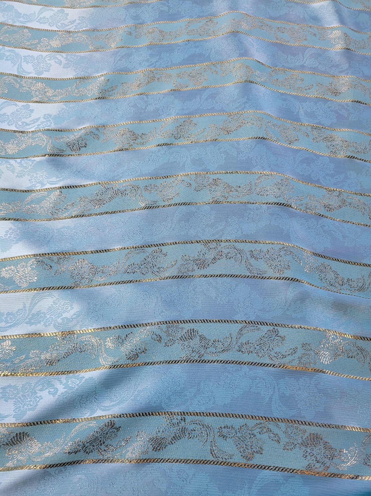 Tissu satin de soie "jawhara" tissé - Bleu-ciel et Or