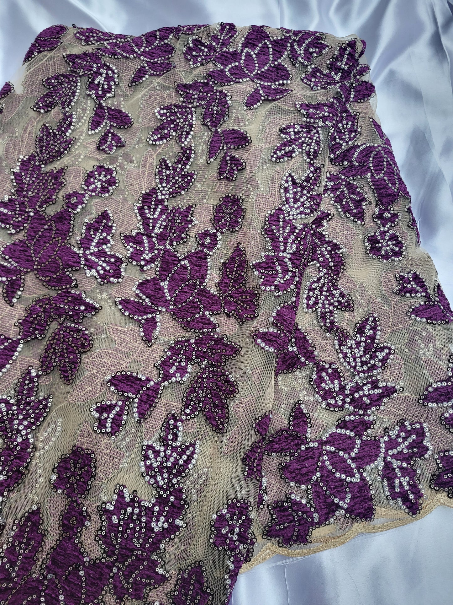 Tissu dentelle à strass - Violet et Or