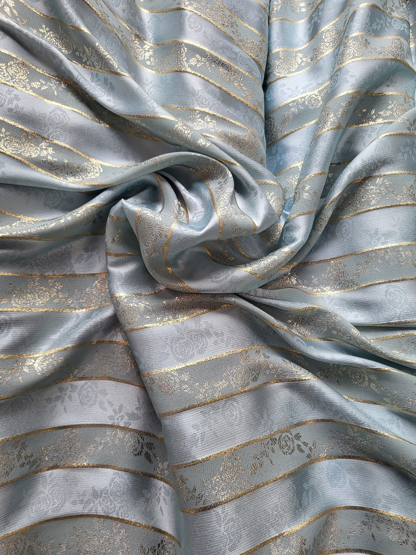 Tissu satin de soie "jawhara" tissé - Vert d'eau et Or
