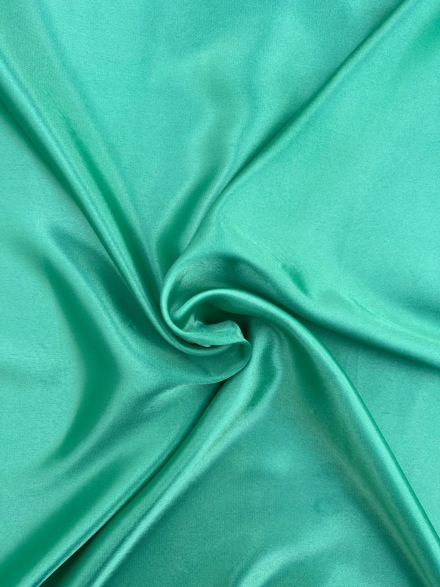 Tissu satin uni - Vert émeraude