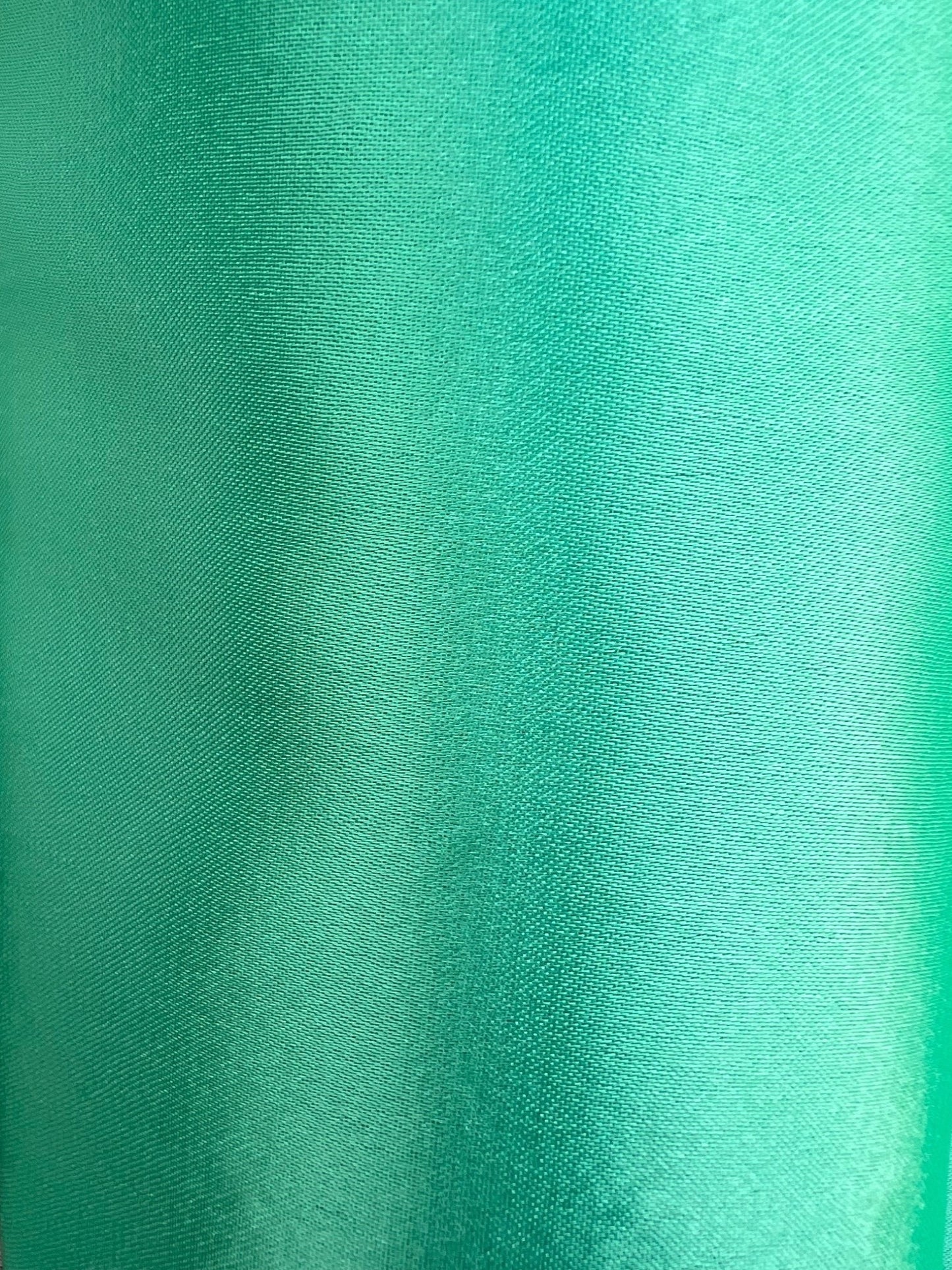 Tissu satin uni - Vert émeraude