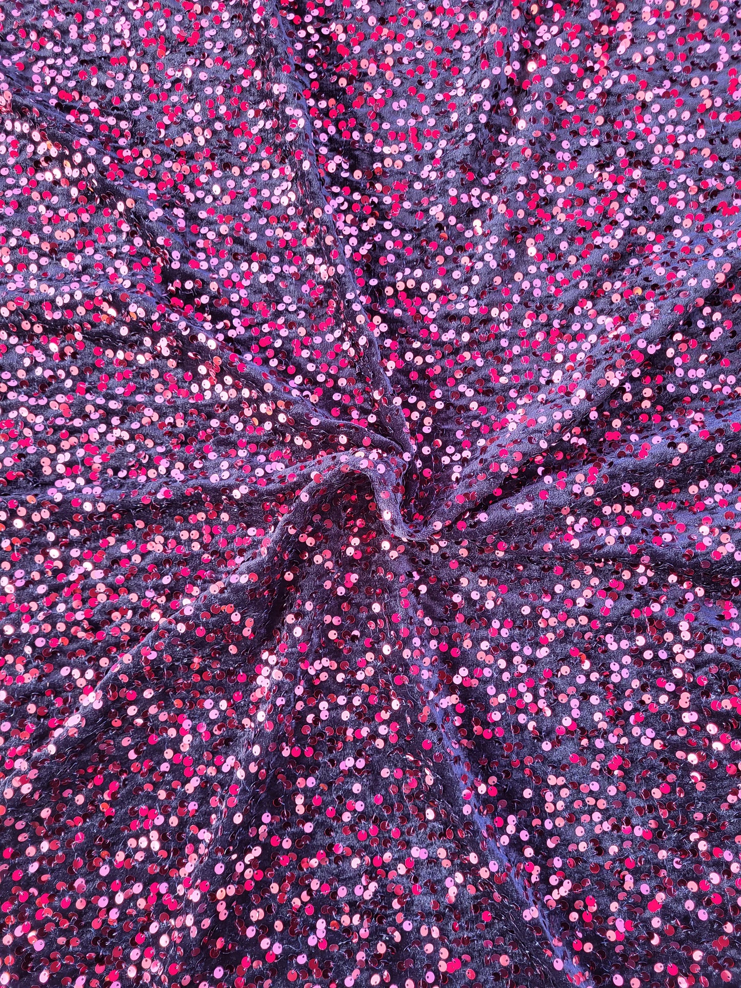 Tissu sequin sur base velours - Bordeaux