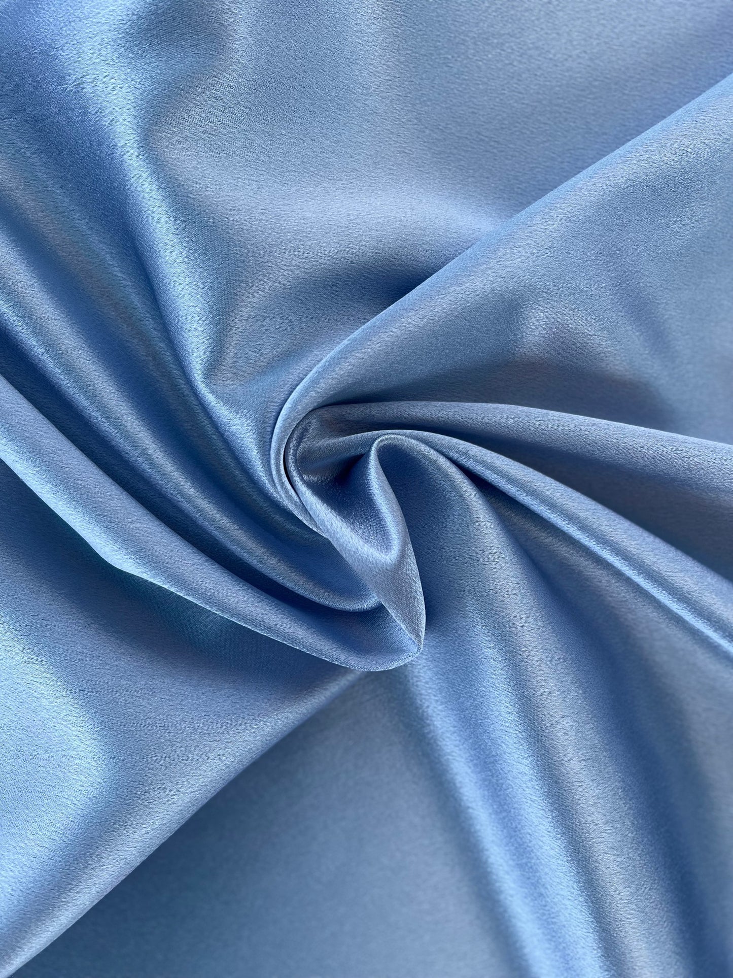 Tissu crêpe satin - Bleu ciel