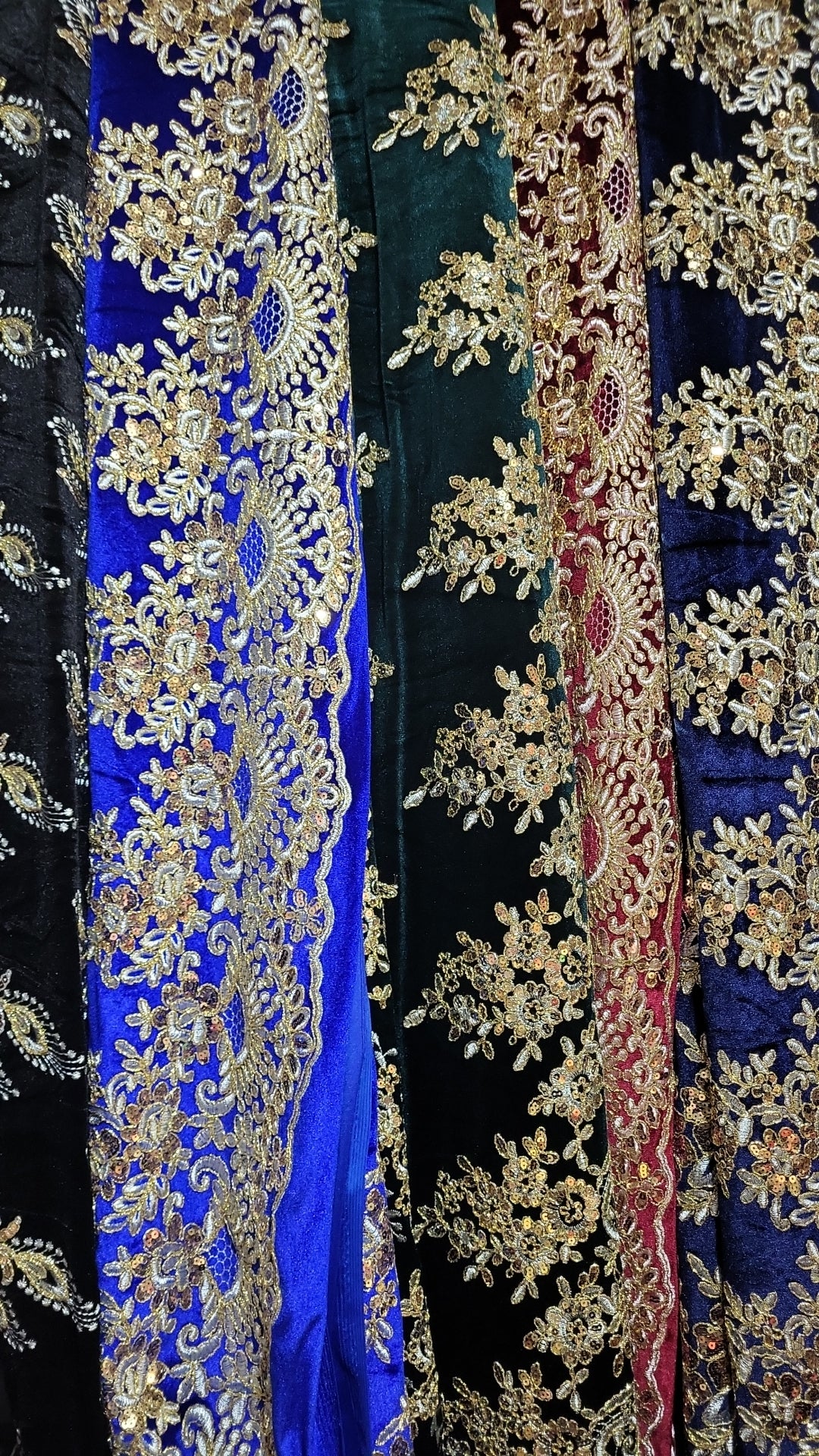 Tissu velours brodé sequin - Bordeaux et Or