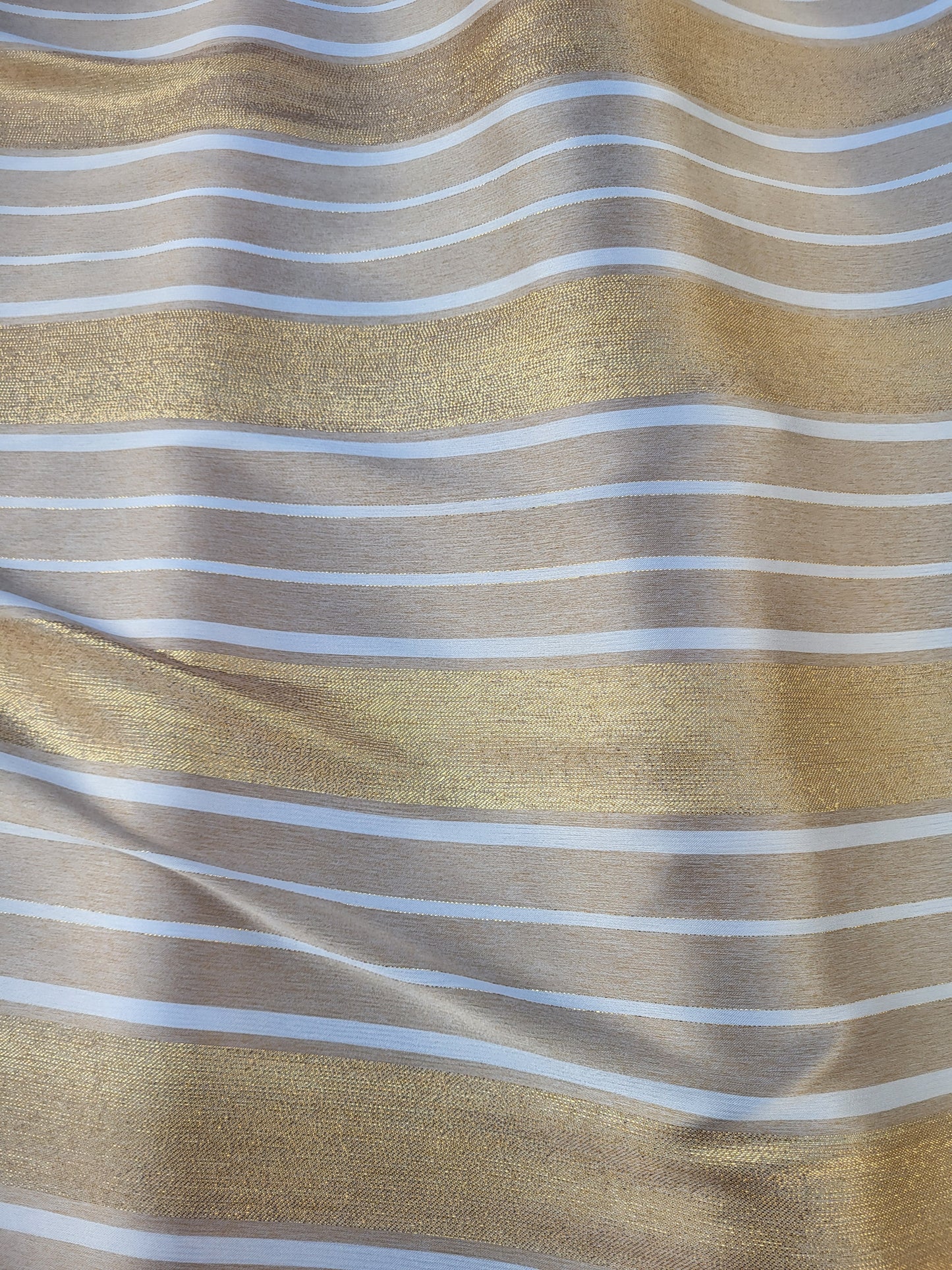 Silky woven jawhara fabric - Gold
