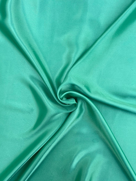 Tissu satin uni - Vert émeraude